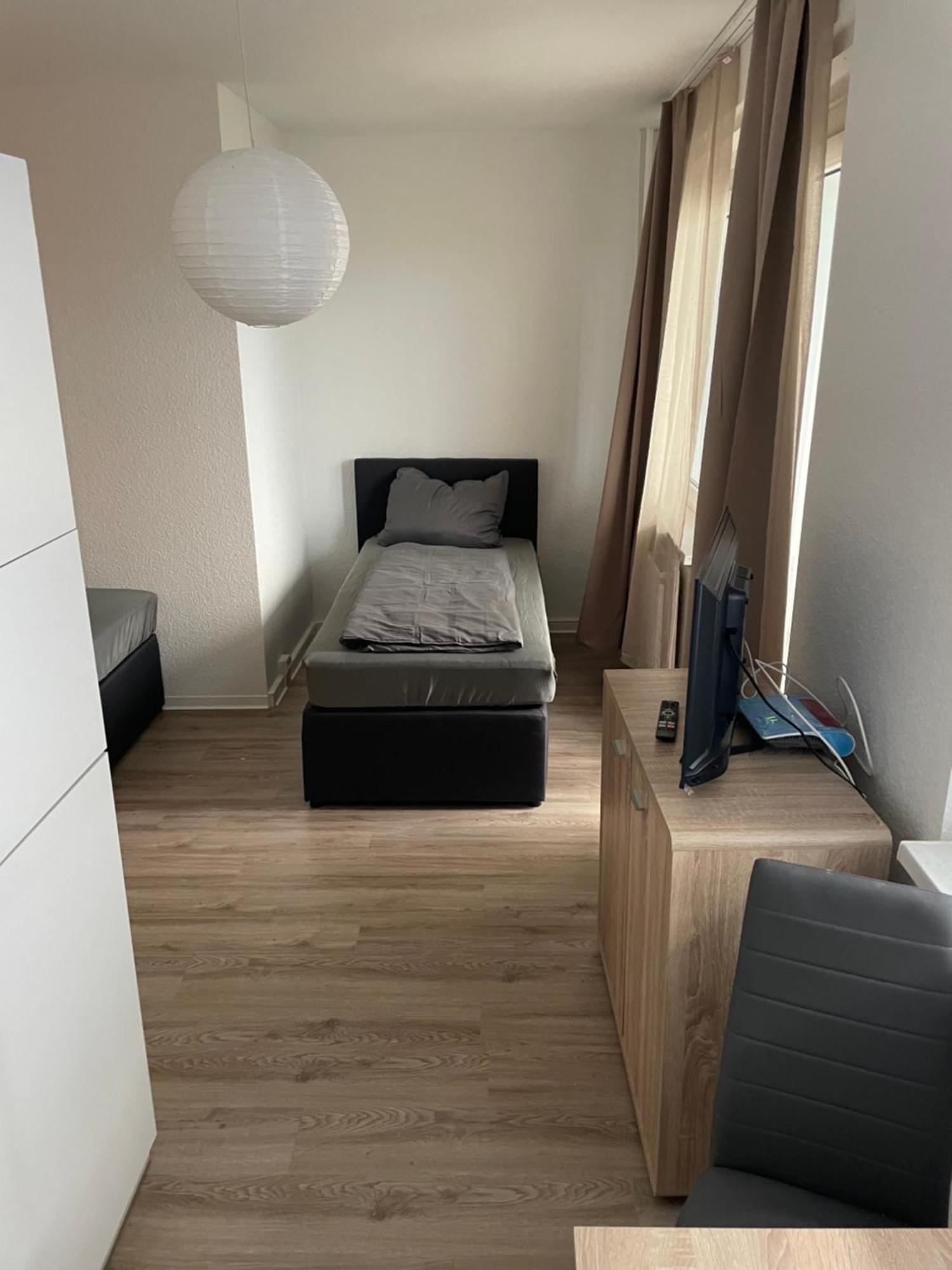 Max Appartements ノイブランデンブルク エクステリア 写真